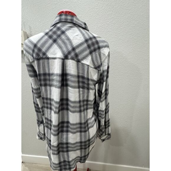 Plaid Flannel Shirt Button Down Long Sleeve Gray White Casual - Picture 2 of 6